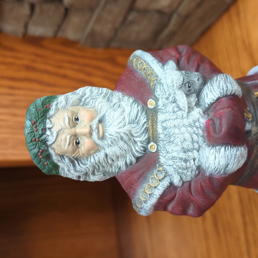 Ceramic Santa Lion and Lamb - Picture 3 of 4
